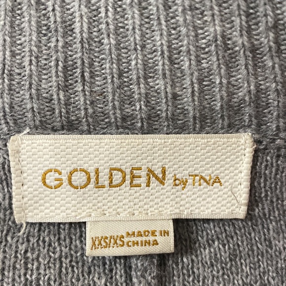 Aritzia Golden by TNA Roohan grey alpaca wool blend sweater poncho size XXS / XS - Picture 9 of 12
